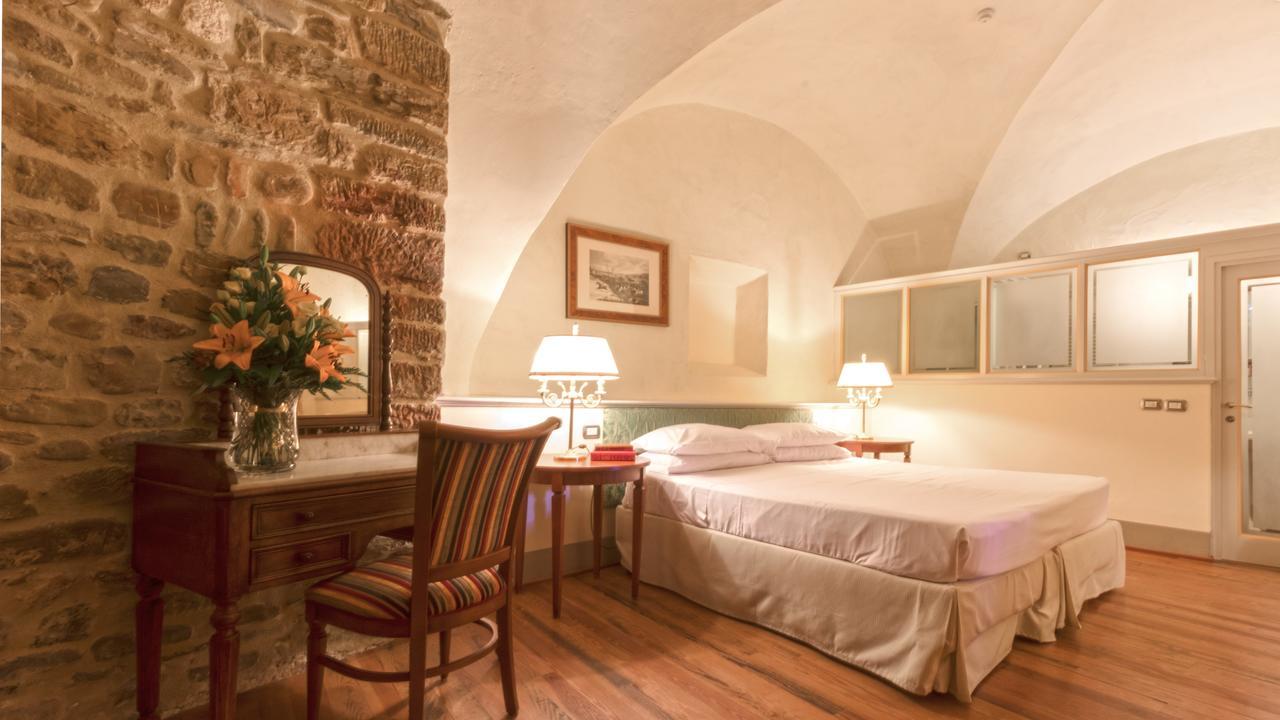Badia Di Campoleone Villa Arezzo Room photo