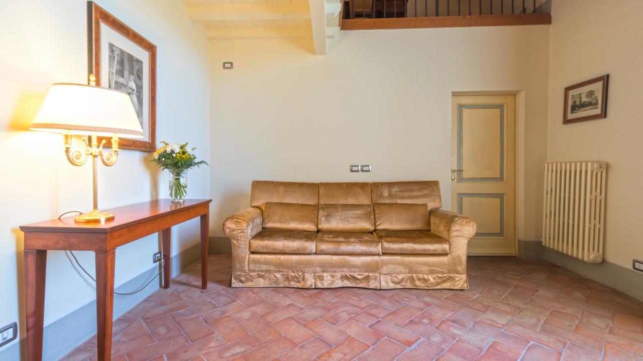 Badia Di Campoleone Villa Arezzo Room photo